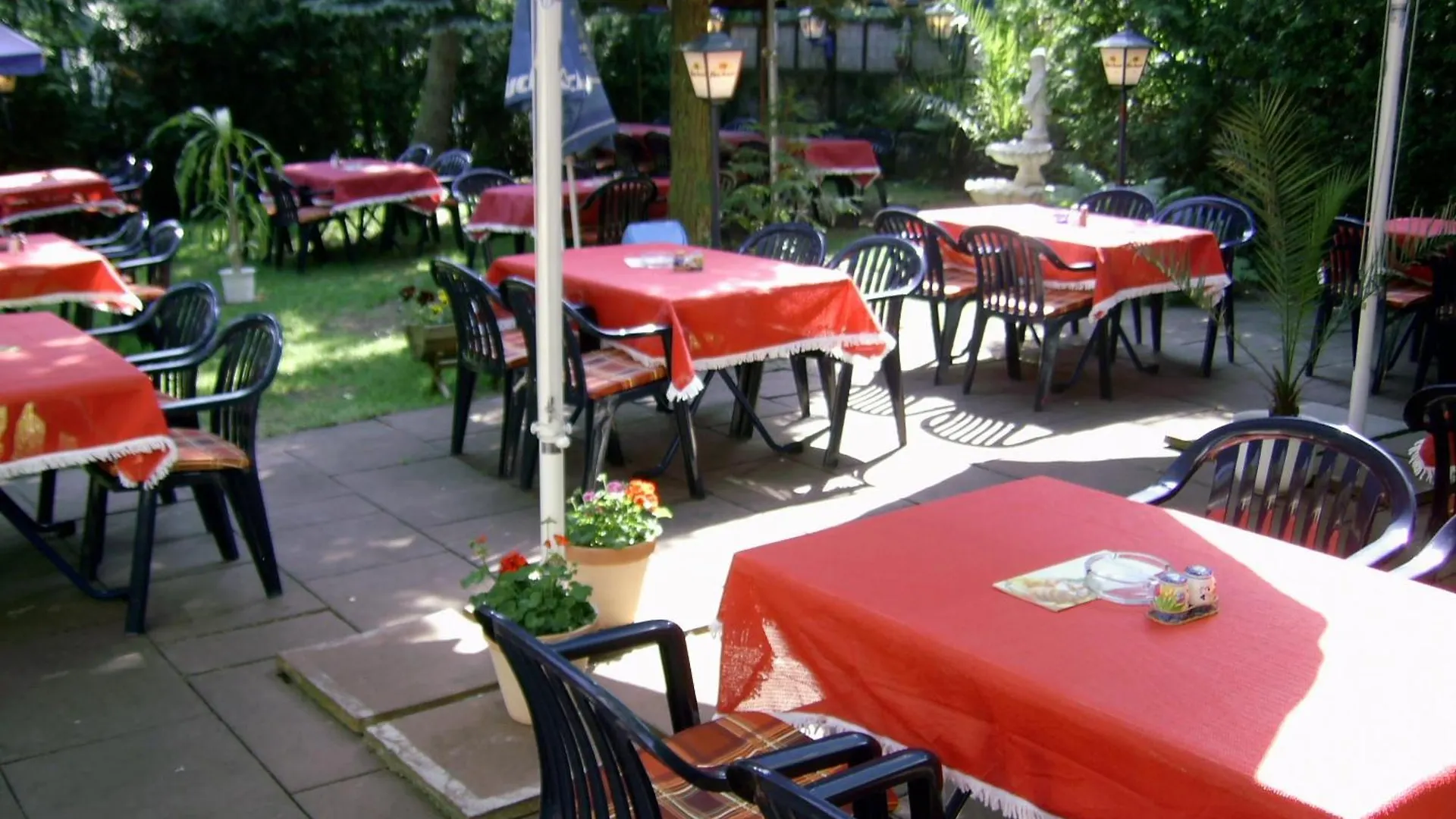 Hotel-Restaurant Hellmann 0*, Schwarzenbruck Germany