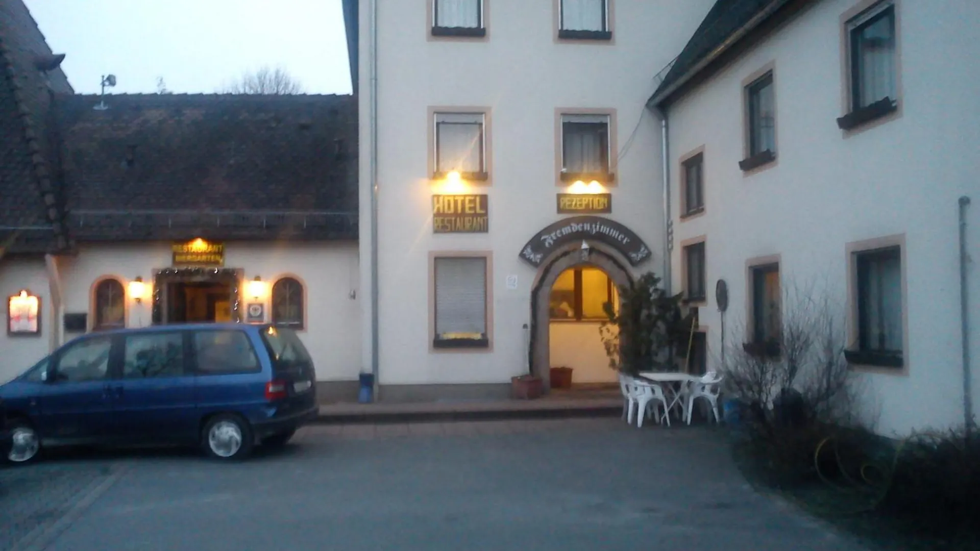 Hotel-Restaurant Hellmann Hostel Schwarzenbruck